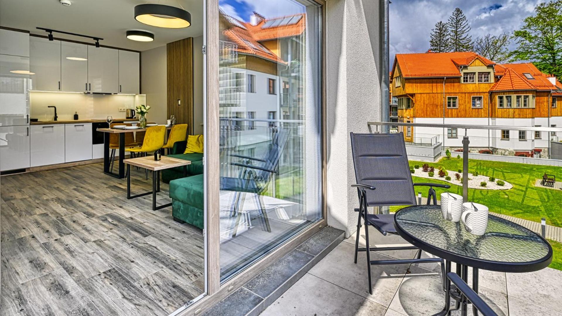 Apartamenty Z Basenem I Saunami Stone Hill Resort Vip Centrum By Royal Aparts Шклярська Поремба Екстер'єр фото